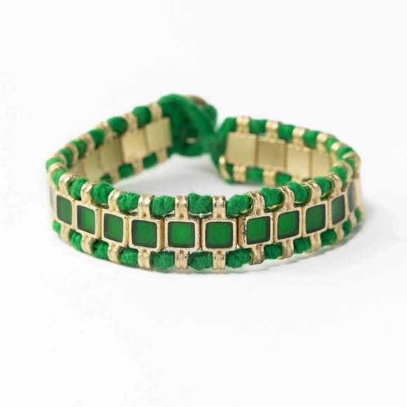 INK+ALLOY Jewelry - NEW INK+ALLOY women's josie enamel small with loop latch leaf bracelet in green
